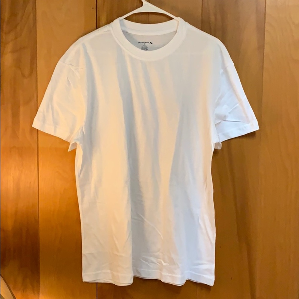 NWOT Munsingwear White T-shirt